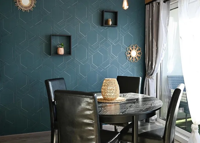 Luxe Pres De La Apartment *