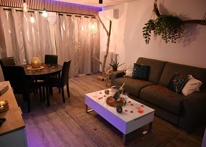 Luxe Pres De La شقة